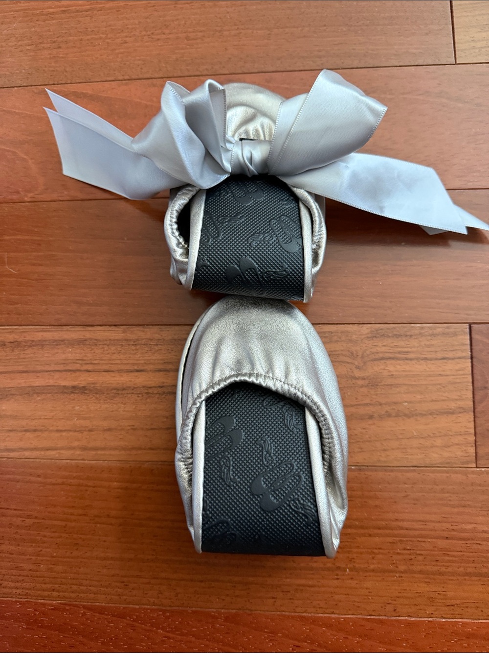 Silver Foldable Ballet Flats with Bow